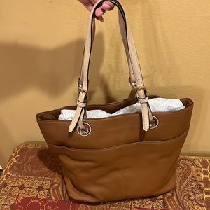 Michael Kors Jet Set small tote